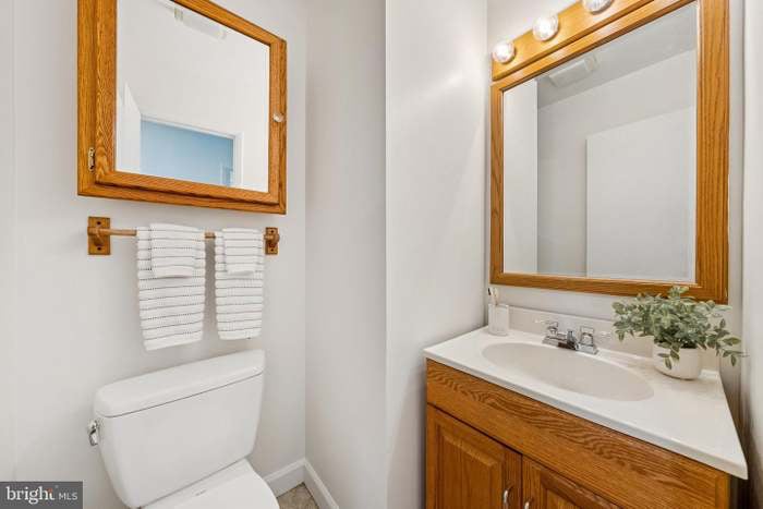 Building Photo - 6206 Yosemite Dr