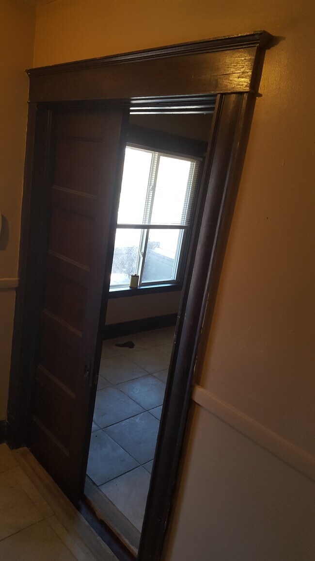 Building Photo - 459 9th St