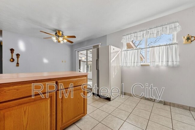 Building Photo - 61 University Cir