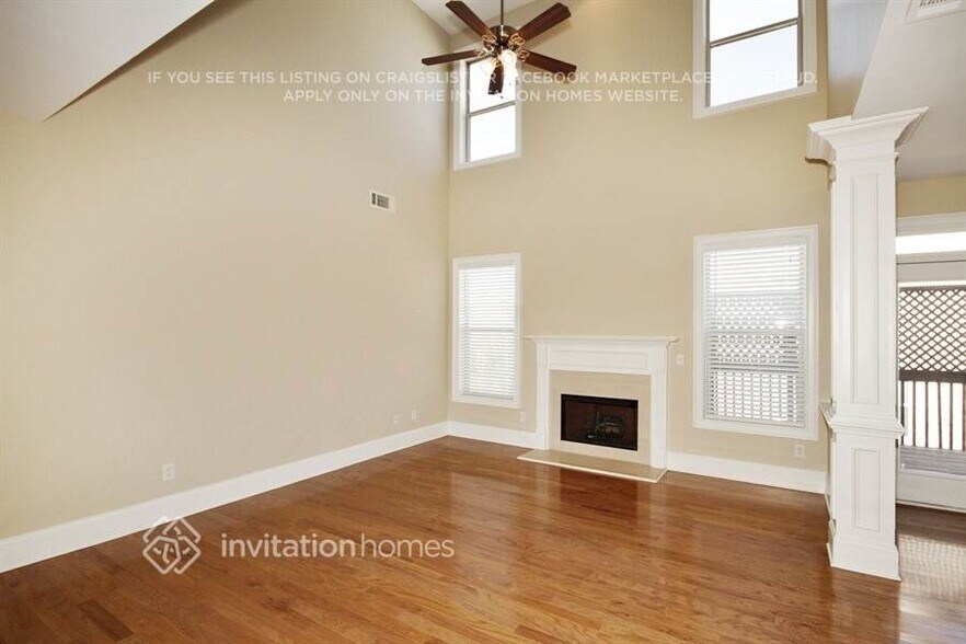 Building Photo - 1458 Sparkling Cove Dr