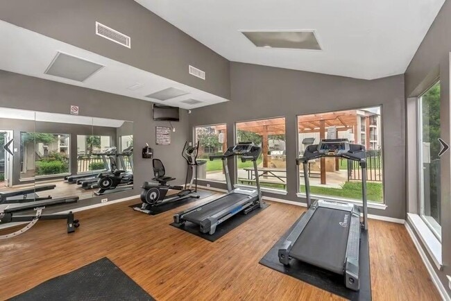 Building Photo - 11050 Woodmeadow Pkwy