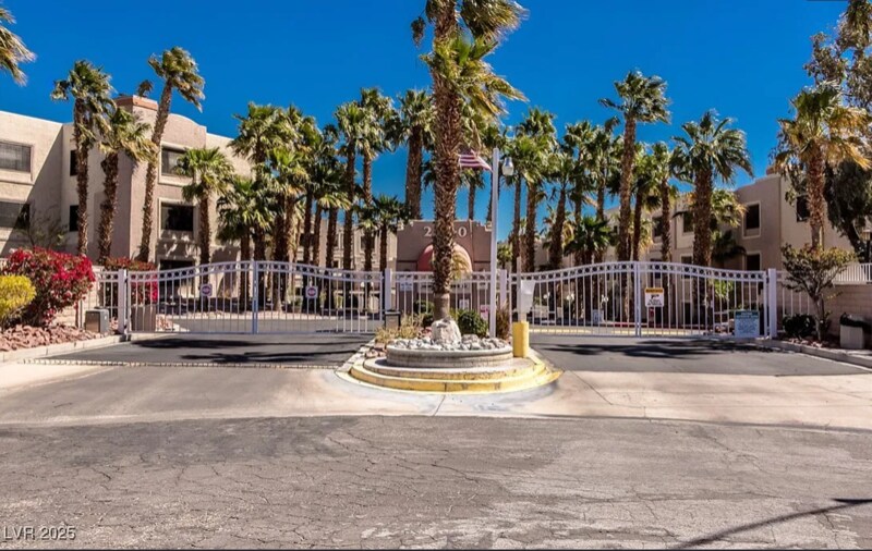 Building Photo - 2008 Mesquite Ln