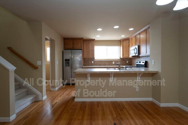 Building Photo - 1667 Venice Ln