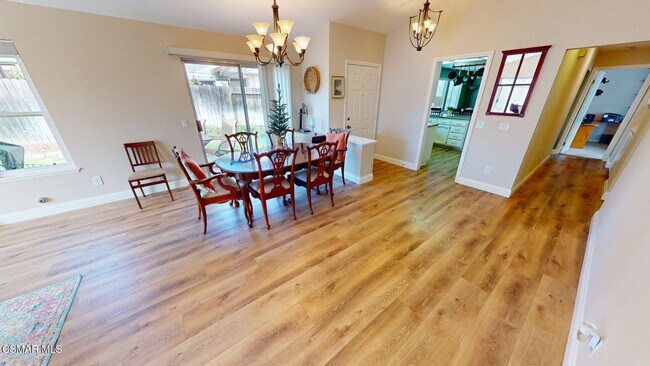 Building Photo - 14640 Marymount St