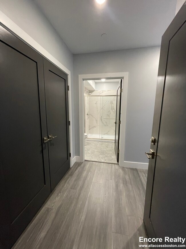 Building Photo - 365 Western Ave