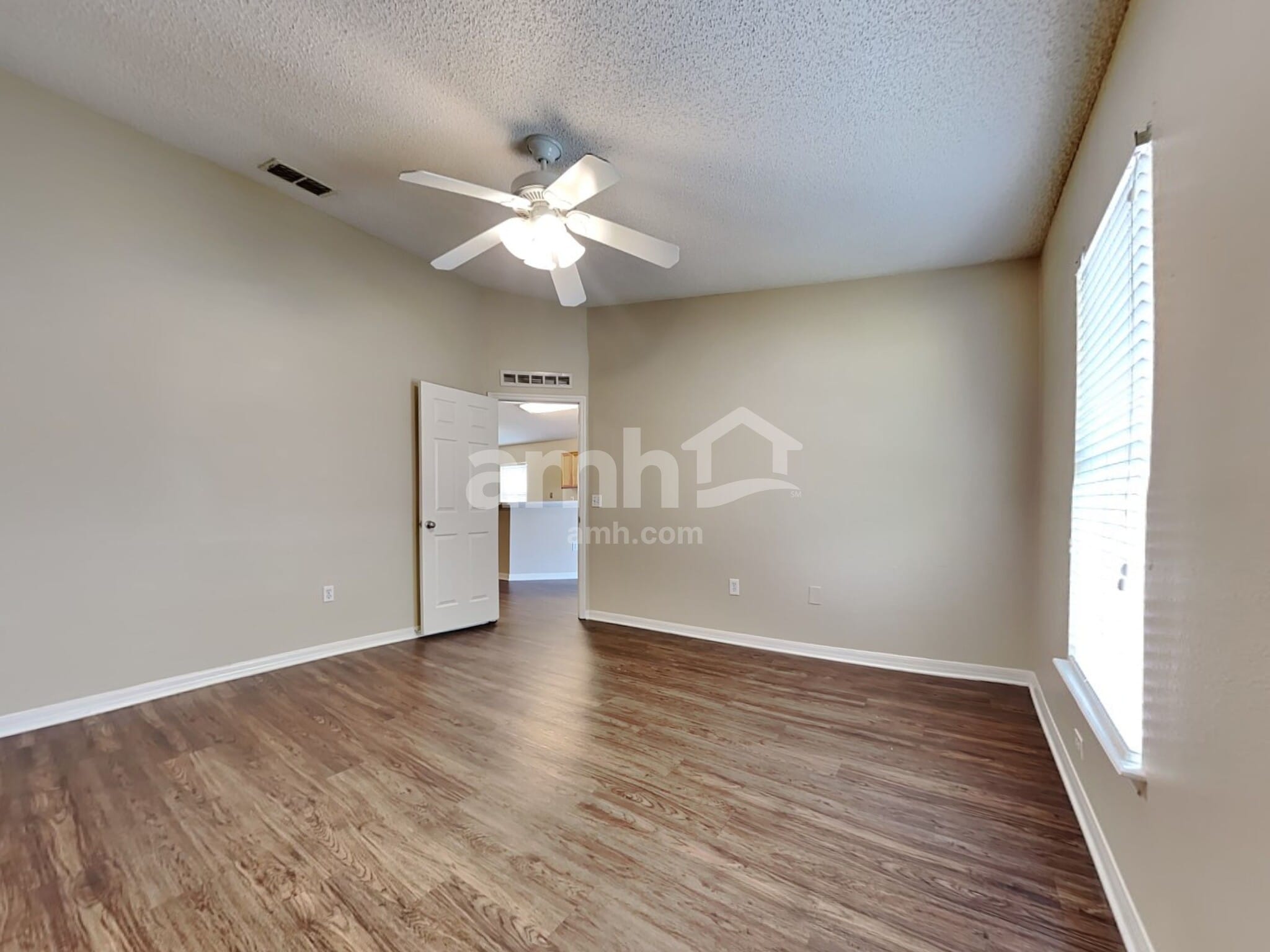 Building Photo - 7363 Edenfield Park Rd