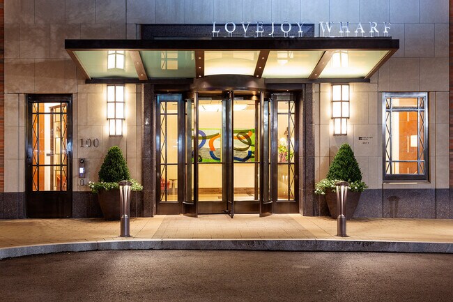 Building Photo - 100 Lovejoy Wharf