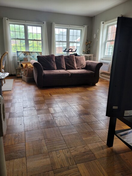 Building Photo - 3408 Gunston Rd