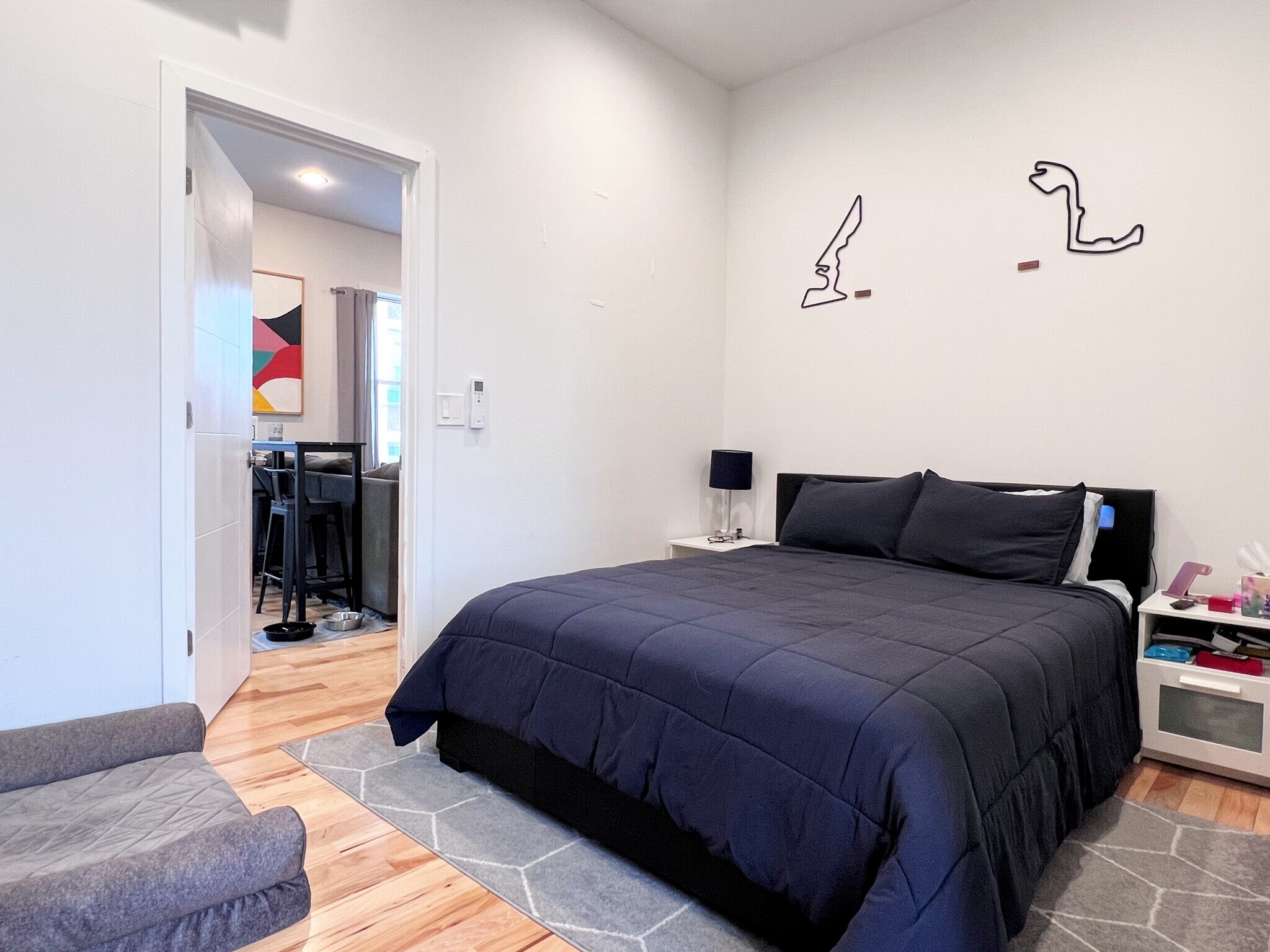 Building Photo - 725 N 5th St