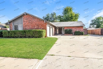 Building Photo - 3916 Durango Cir