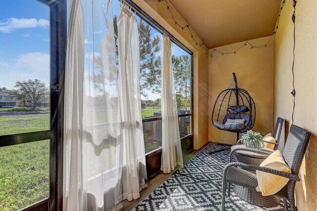 Building Photo - 12910 Utopia Gdns Wy