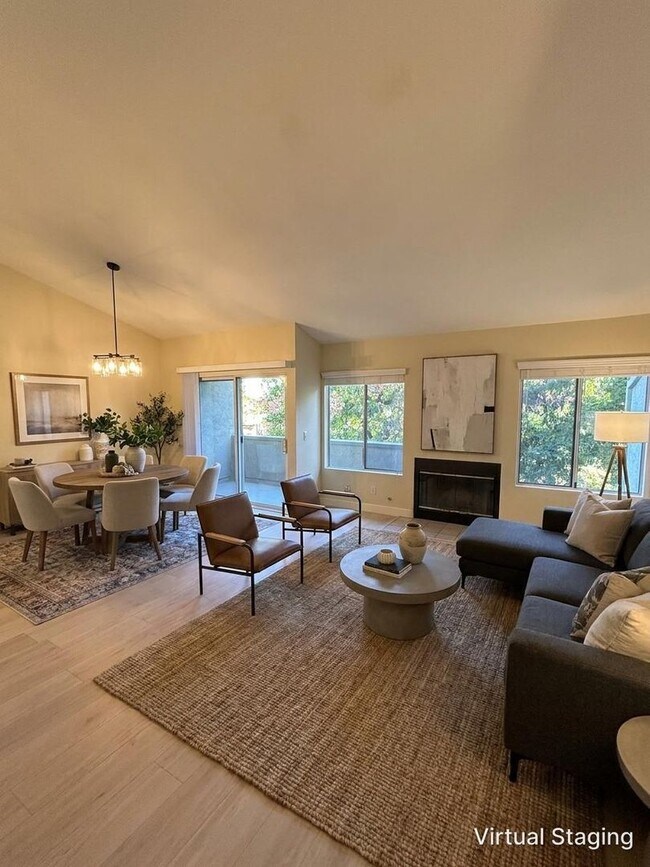 Building Photo - Beautiful 3 Bedroom 2 1/2 Bathroom Granada Hills Townhouse! Must See! Ready For Move-In!