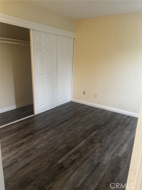 Building Photo - 1265 Kendall Dr
