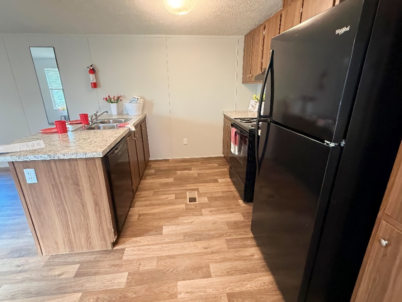 Building Photo - 4410 Brown Station Rd