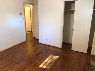 Building Photo - 3607 Mayflower Pl