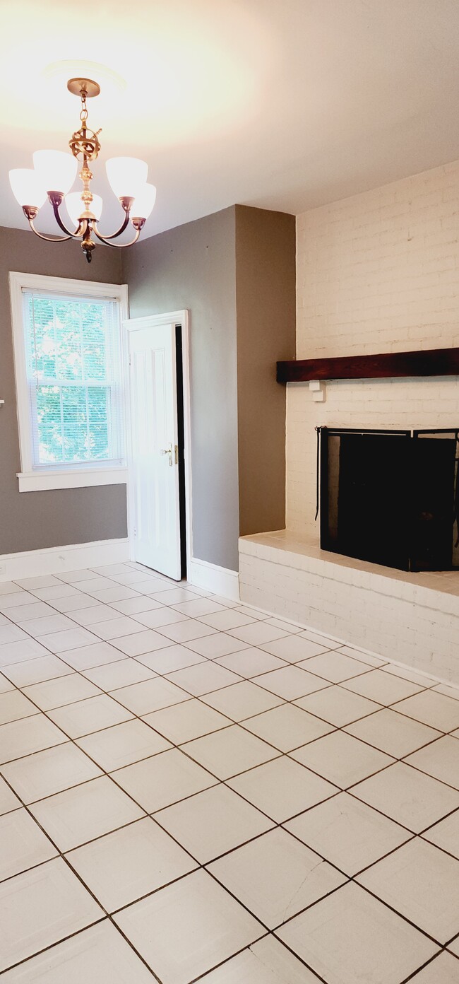 Dining Room - 2785 Beaver Grade Rd