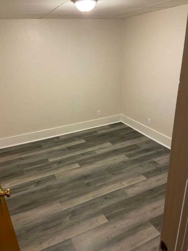 Building Photo - Weston Randolph Apartments -18