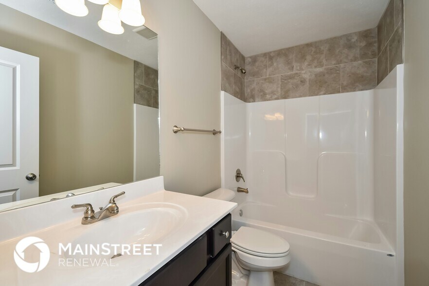 Building Photo - 10613 Evanwood Dr