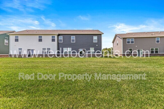 Building Photo - 2954 Grand Rdg Dr