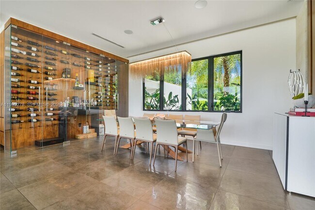 Building Photo - 7210 S Prestwick Pl