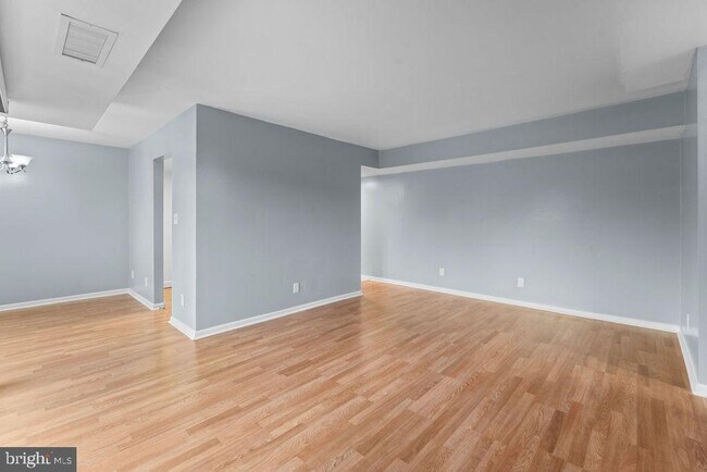 Building Photo - 6085 Majors Ln