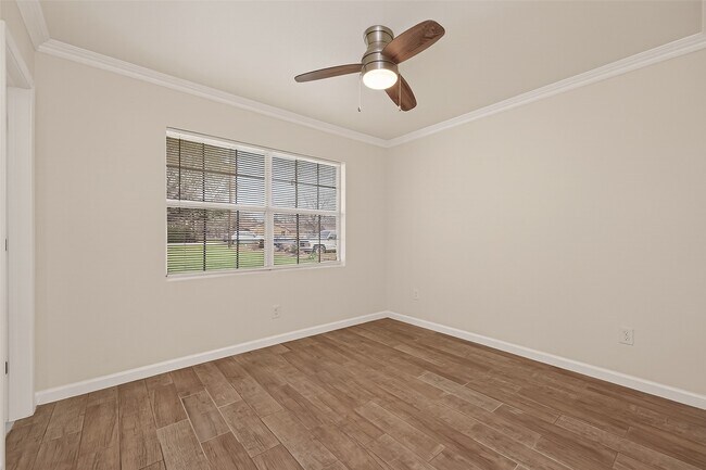 Building Photo - 25409 Pebble Dr