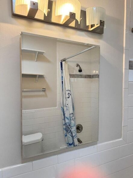 Building Photo - 1218 Pender St