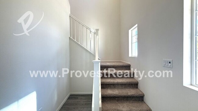 Building Photo - 10732 Quarter Horse Ave