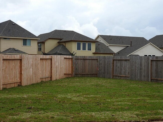 Building Photo - 27007 Triana River Cir