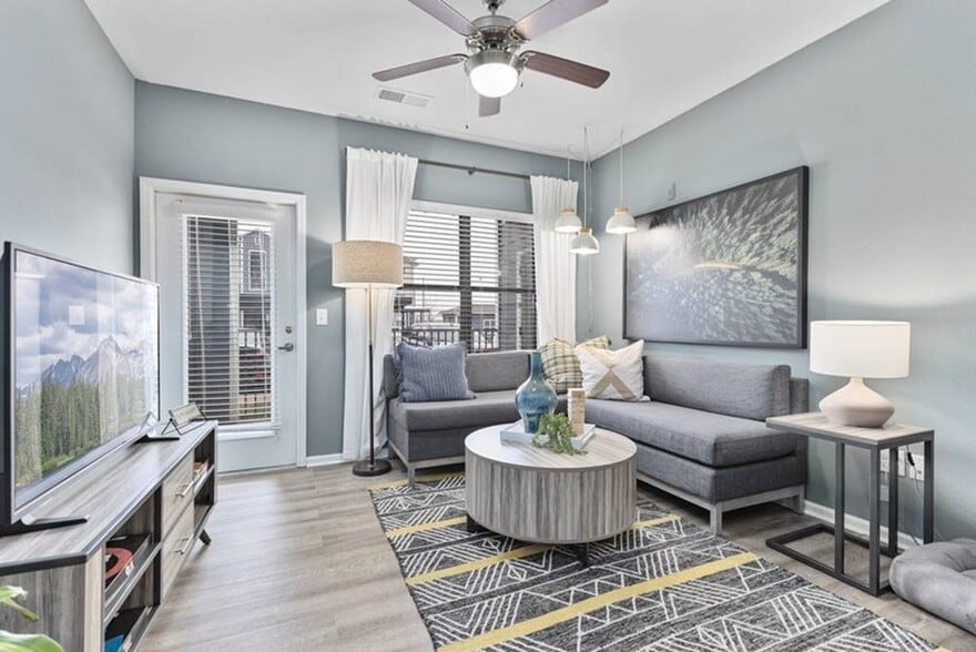 Domain at Town Centre 5000 Domain Dr WV 26501 Apartment