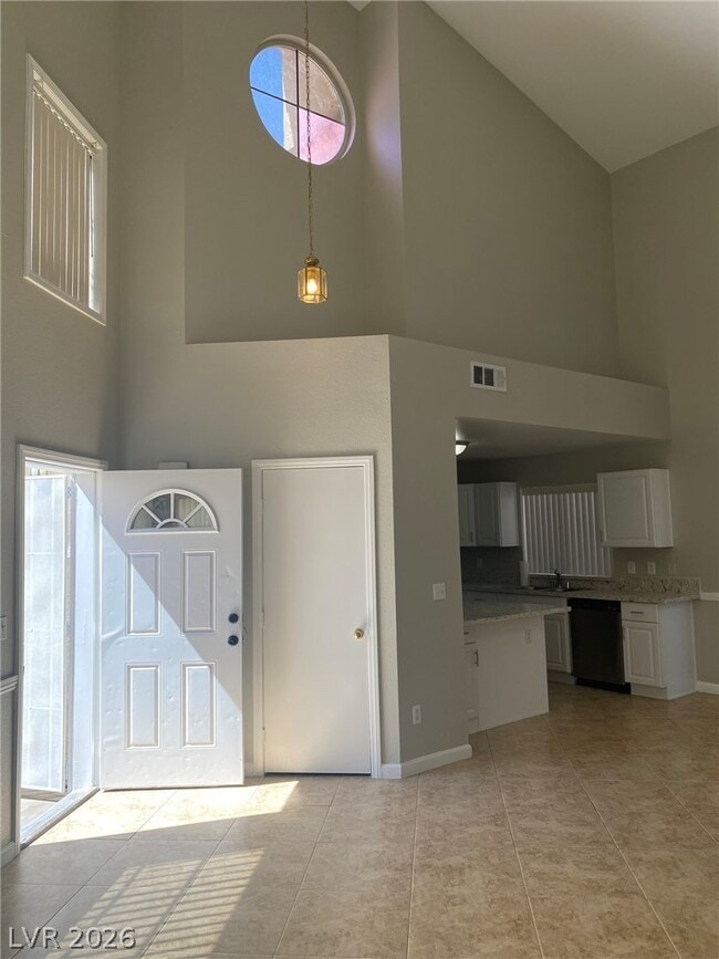 Building Photo - 4028 Abrams Ave