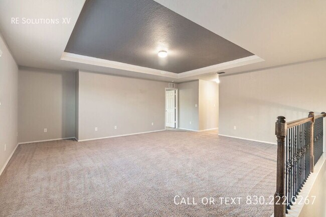 Building Photo - 730 Trinity Star