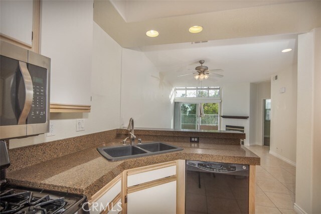 Building Photo - 28372 Boulder Dr