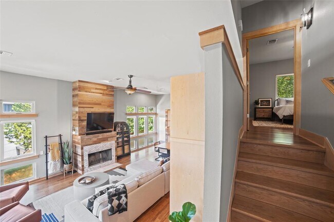 Building Photo - 14514 Hunters Pass