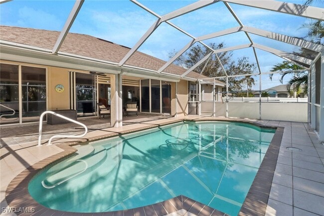 Building Photo - 2236 SW 27th St