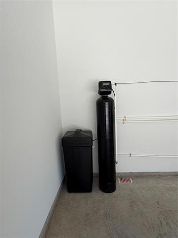 Building Photo - 8861 Scarp Hl Ln