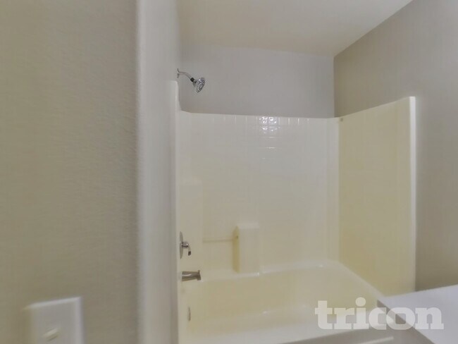 Building Photo - 1110 Edgestone Mark Ave