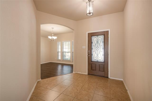 Building Photo - 1024 Lake Hollow Dr