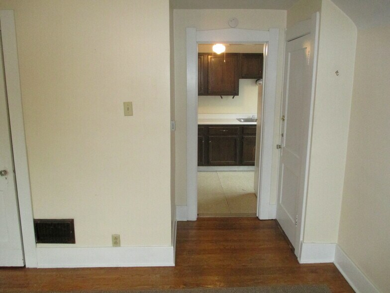 Building Photo - 3202 French St