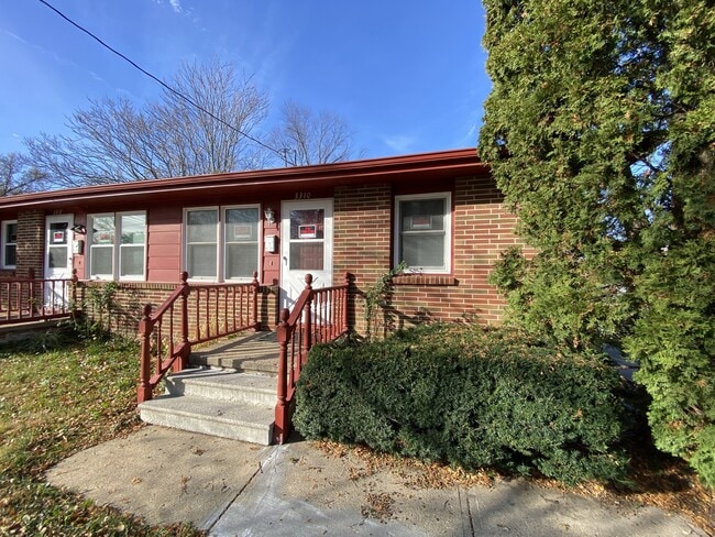 Building Photo - 3310 SE 5th St