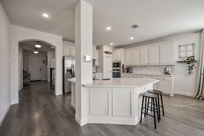 Building Photo - 3911 Holly Spgs Ln