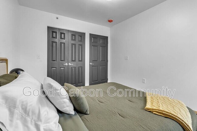 Building Photo - 7008 Erie Rd