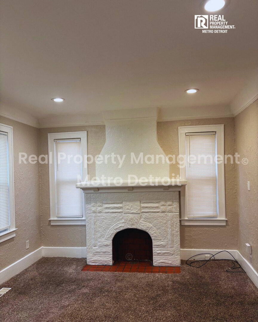 Building Photo - 18928 Stoepel St