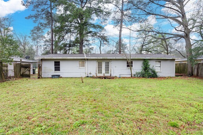 Building Photo - 304 Harris Blvd