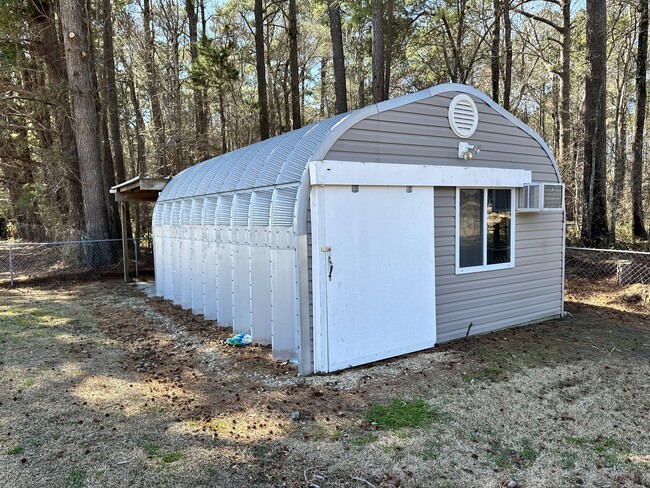 Building Photo - 115 Fieldcrest Dr