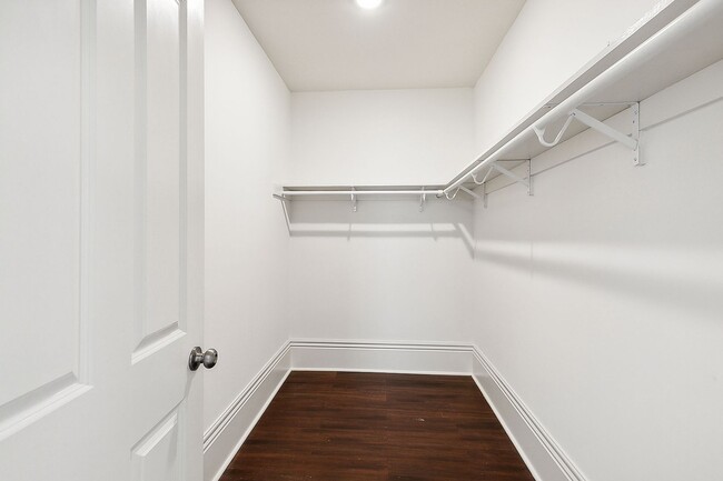 Building Photo - 2120 S Liberty St