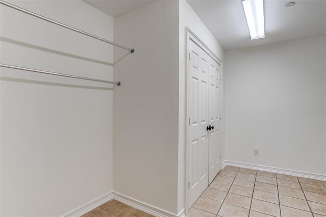 Building Photo - 1600 Abrams Rd