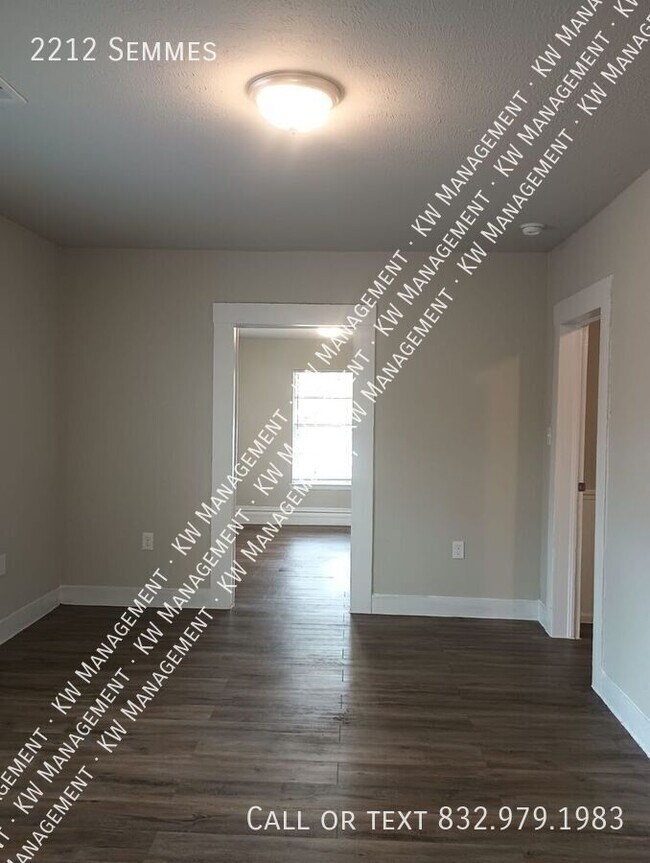 Building Photo - 2212 Semmes-