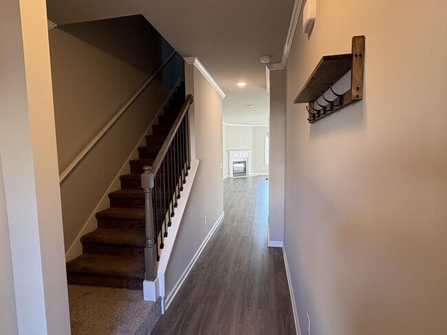 Building Photo - 5125 Fox Den Rd