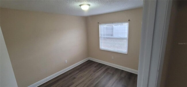 Building Photo - 450 Cart Ct